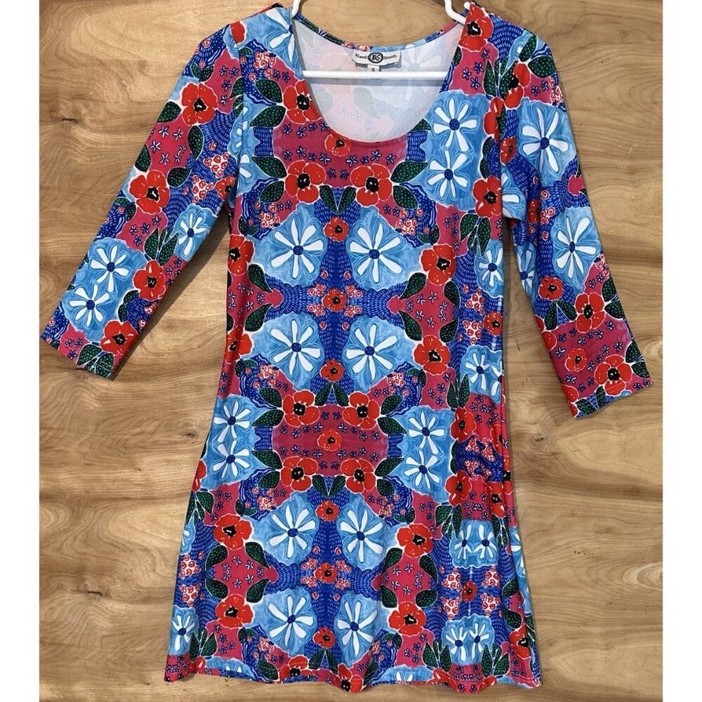 Kaeli  Smith Woman Small Floral 3/4 Sleeve Pull On Shift Dress Red Blue Retro